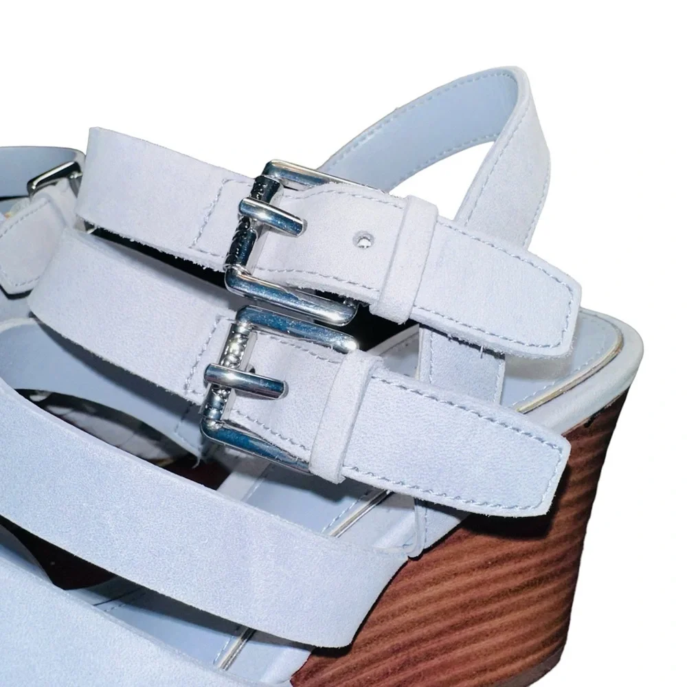Lauren Ralph Lauren - Aleigh strappy nubuck sandal, Chalk Gray, Size6.5B